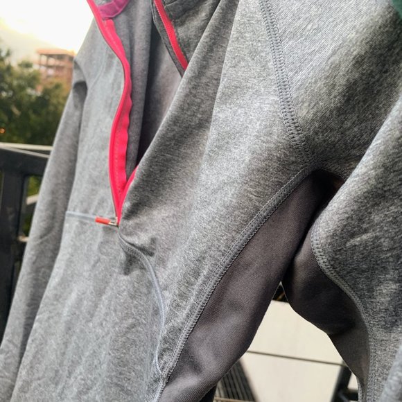 Gray and Pink Long Sleeve Athletic Quarter Zip H&M - Picture 5 of 6